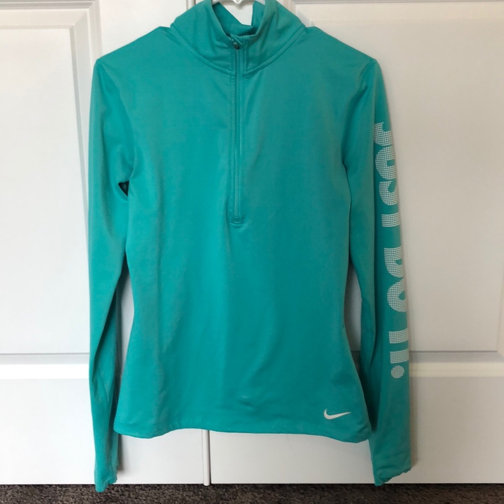 nike dri-fit sweatshirt